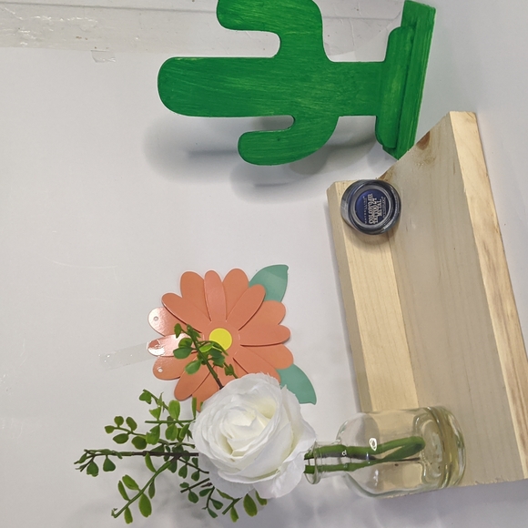 Maybelline New York Color Tattoo Metal 24 Hr - Picture 2 of 4